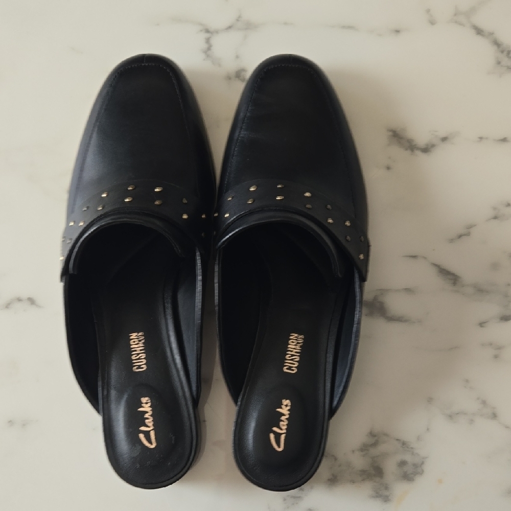 Clarks Pure Mule Black Leather Gold Studded Slip On Flats Cushion Soles Business - Picture 2 of 7